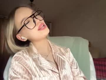 Cloudy_Princess Chaturbate stream image from July 16, 2025