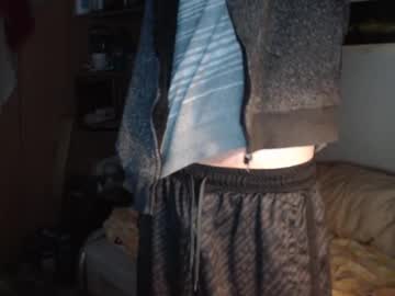Littlealien7 Chaturbate stream image from July 16, 2025