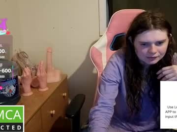 Lyra_Flower_Bunny Chaturbate stream image from July 16, 2025