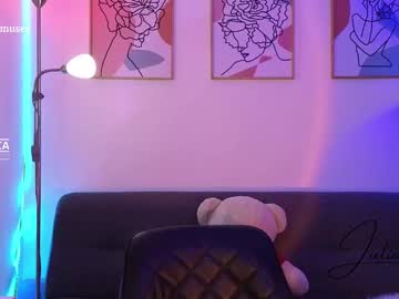 Hey_Missemma Chaturbate stream image from July 16, 2025