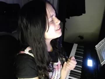 Yourlatinhot Chaturbate stream image from July 16, 2025