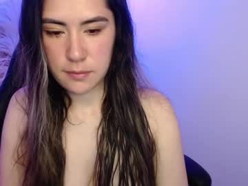 Harmonyevanns Chaturbate stream image from July 16, 2025