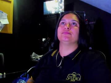 Mia_Daniela_ Chaturbate stream image from July 16, 2025