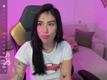 Missfoxy95 Chaturbate stream image from July 16, 2025