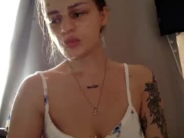 Xmiamoorx Chaturbate stream image from July 16, 2025