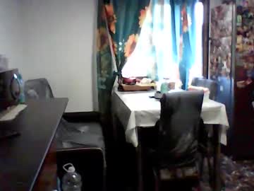 Mommyclara stream image from July 16, 2025