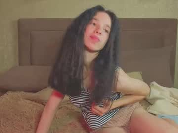Winonastusse Chaturbate stream image from July 16, 2025