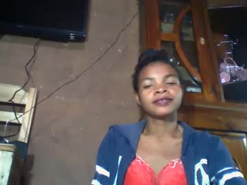 Maniah01 Chaturbate stream image from July 16, 2025