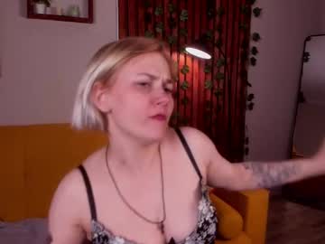 Alicemaurik Chaturbate stream image from July 16, 2025