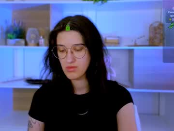 Mikael_Shy Chaturbate stream image from July 16, 2025