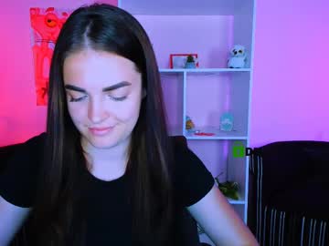 Amara_Shine Chaturbate stream image from July 16, 2025