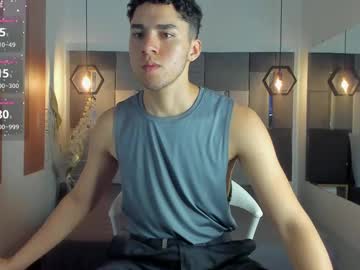 Liamnovak Chaturbate stream image from July 16, 2025