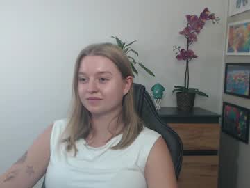 Mysteryericax Chaturbate stream image from July 16, 2025
