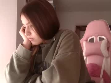 Thasyummynikky7 Chaturbate stream image from July 16, 2025