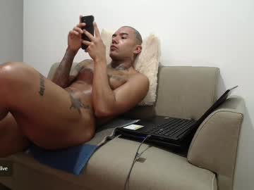 Camiloinlive Chaturbate stream image from July 16, 2025
