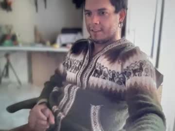 Smallvillefox Chaturbate stream image from July 16, 2025