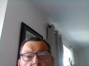 Ariens Chaturbate stream image from July 16, 2025