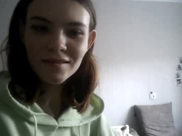 Veronacoxson Chaturbate stream image from July 16, 2025