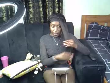 Petite_Emmaa Chaturbate stream image from July 16, 2025