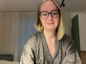 Kirafatex Chaturbate stream image from July 16, 2025