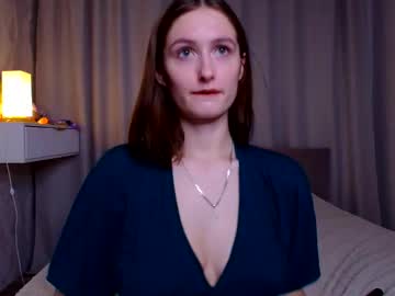 Idaedge Chaturbate stream image from July 16, 2025