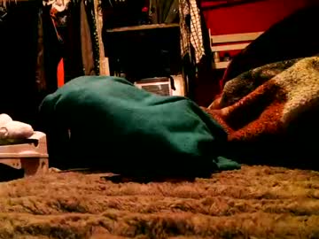 Goosiebaddazz1987 Chaturbate stream image from July 16, 2025
