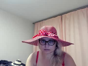 Ceimistress Chaturbate stream image from July 16, 2025