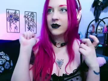 Violetoctober Chaturbate stream image from July 17, 2025