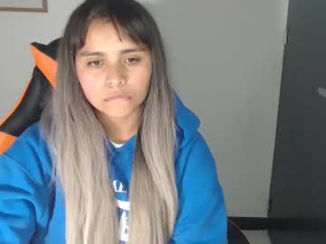 Maala44 Chaturbate stream image from July 17, 2025