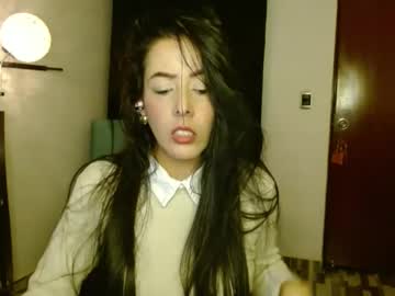Ela_3611 Chaturbate stream image from July 17, 2025