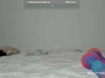Mickeyrosebud Chaturbate stream image from July 17, 2025