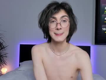Wow_Lover Chaturbate stream image from July 17, 2025