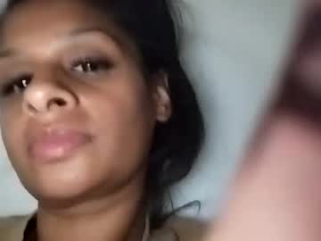 Cjtovar90 Chaturbate stream image from July 17, 2025
