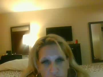 Sassy80cream1 Chaturbate stream image from July 17, 2025
