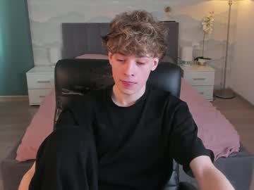 Lovely_Kevin_ Chaturbate stream image from July 17, 2025