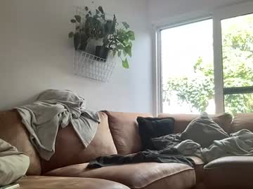 Fikieslut Chaturbate stream image from July 17, 2025