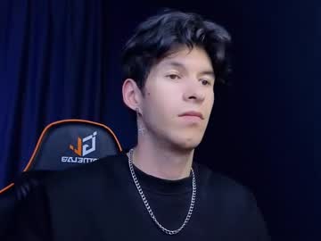 Get_U_Hard Chaturbate stream image from July 17, 2025