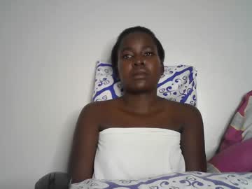 Merimong Chaturbate stream image from July 17, 2025