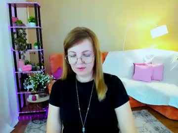 Youruniverser Chaturbate stream image from July 17, 2025