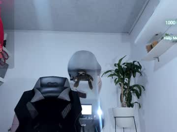 Emily_Palmeer Chaturbate stream image from July 17, 2025