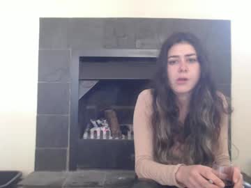 Wolfqueen_ Chaturbate stream image from July 17, 2025