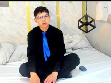 Chistianjd21 Chaturbate stream image from July 17, 2025