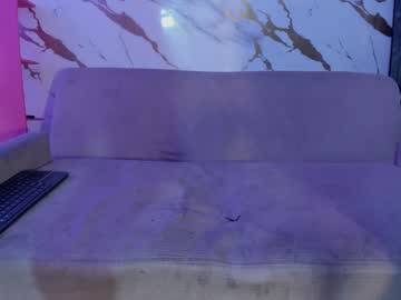 Santi_905 Chaturbate stream image from July 17, 2025