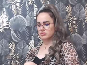 Lisagrand Chaturbate stream image from July 17, 2025