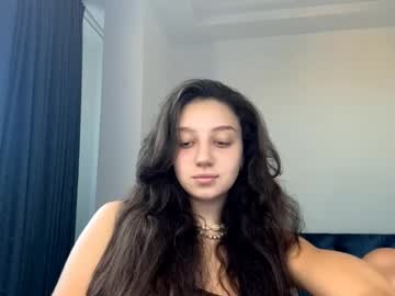 Catherineheathman Chaturbate stream image from July 17, 2025