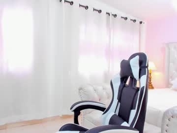 Alina_Velez_06 Chaturbate stream image from July 17, 2025