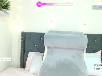 Anto_Nella97 Chaturbate stream image from July 17, 2025