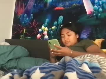 Ittybittyandbigpoppa Chaturbate stream image from July 17, 2025