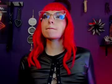 Juliieta_Diiaz Chaturbate stream image from July 17, 2025