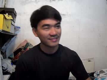 Kaiknox Chaturbate stream image from July 17, 2025